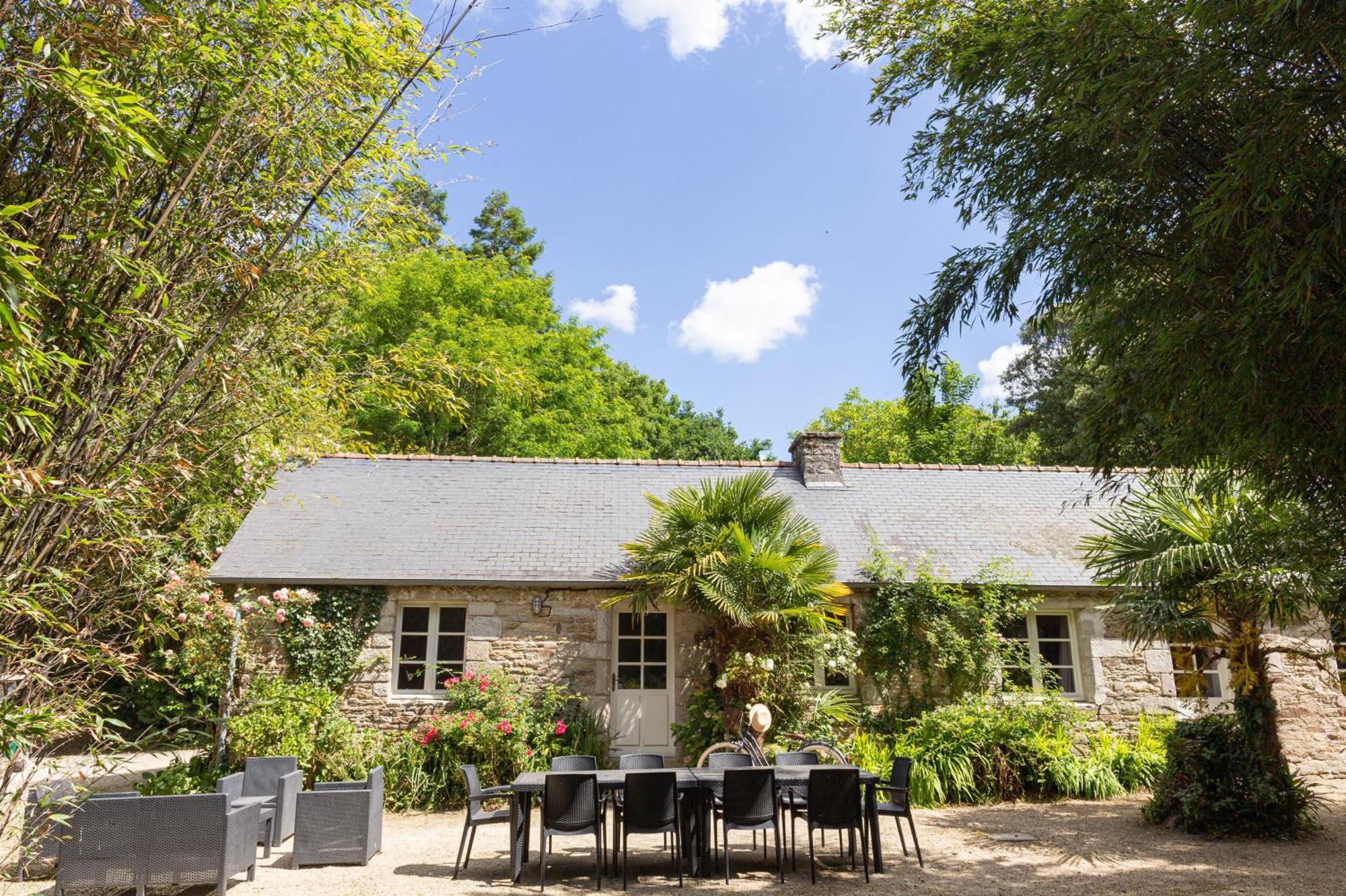 Camping De L'Orangerie De Lanniron Quimper Eksteriør bilde